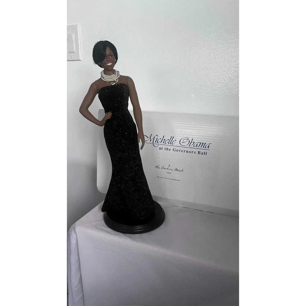 The Danbury Mint Michelle Obama Governors Ball Black Gown Special Edition Rare